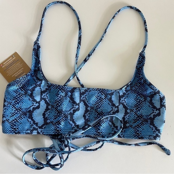 E-ko Beach Life NWT Recycled Snake Print Blue Open back bikini top Strappy M - Picture 3 of 6